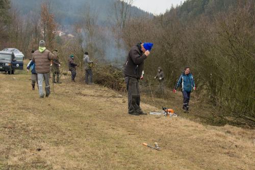 Brigáda na obnovu obecní cesty z Bratkovic do Pasek
